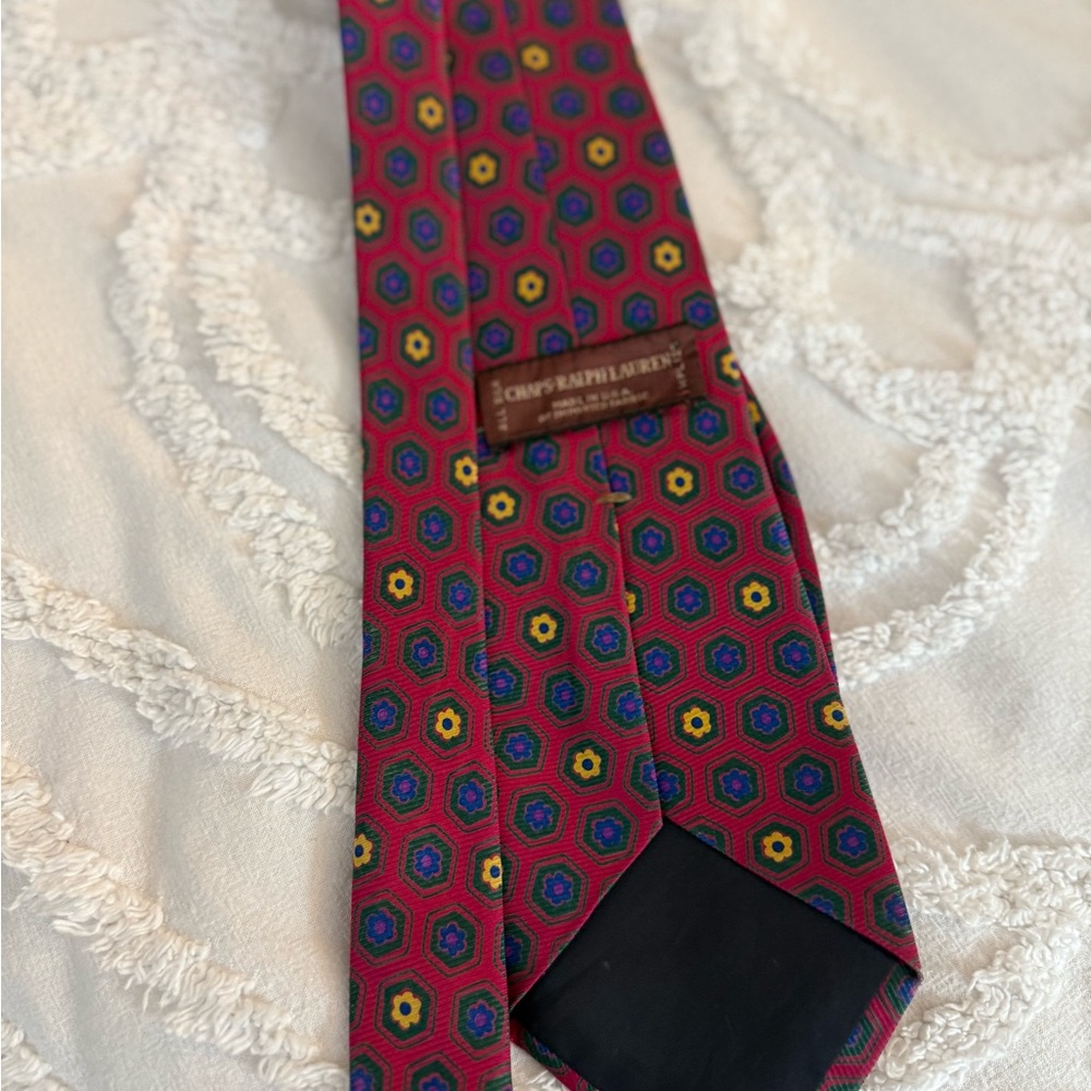 Chaps Multicolor Hexagon Silk Tie - Picture 6 of 6